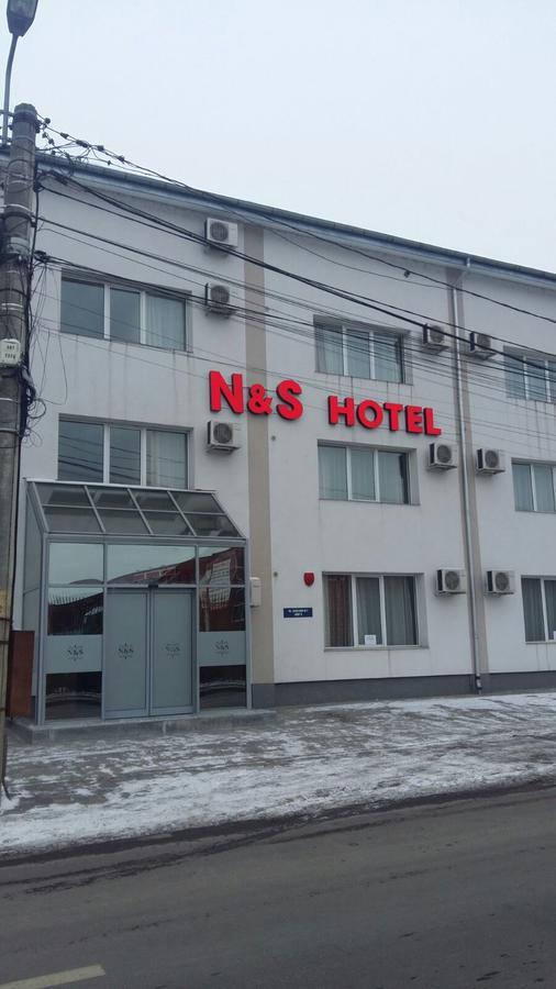 Rent Room N&S Ιάσιο Εξωτερικό φωτογραφία