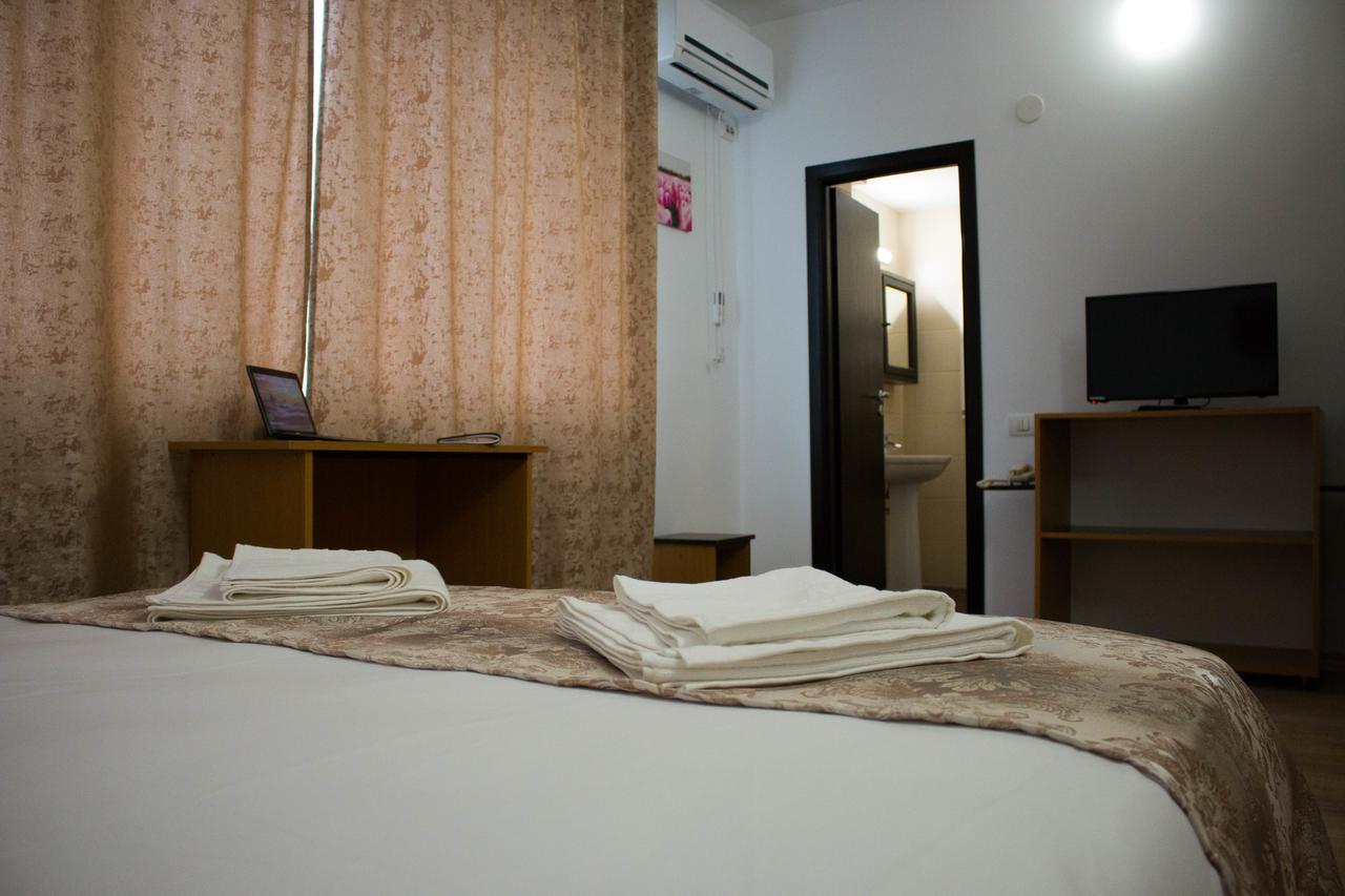 Rent Room N&S Ιάσιο Εξωτερικό φωτογραφία