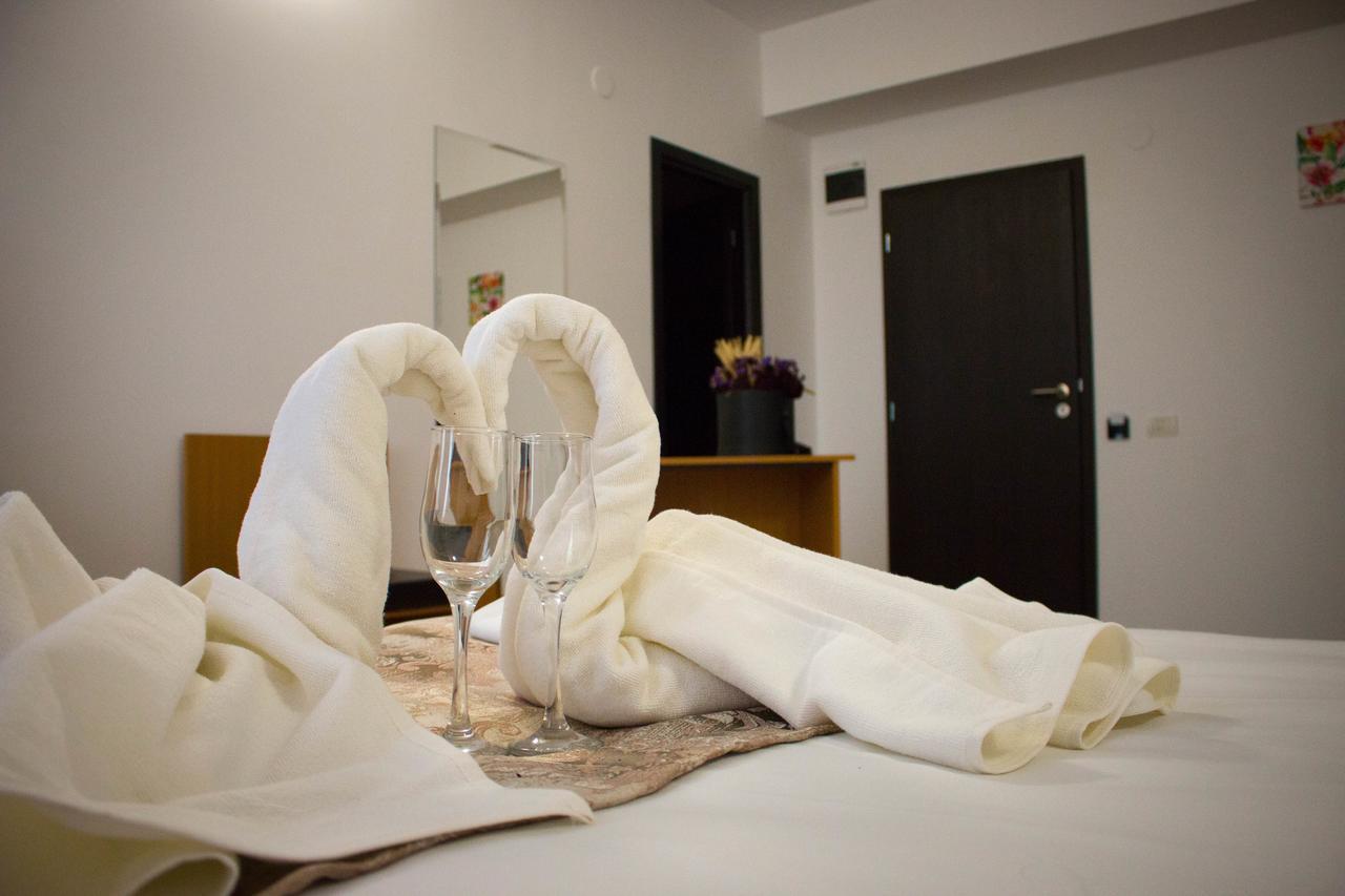 Rent Room N&S Ιάσιο Εξωτερικό φωτογραφία