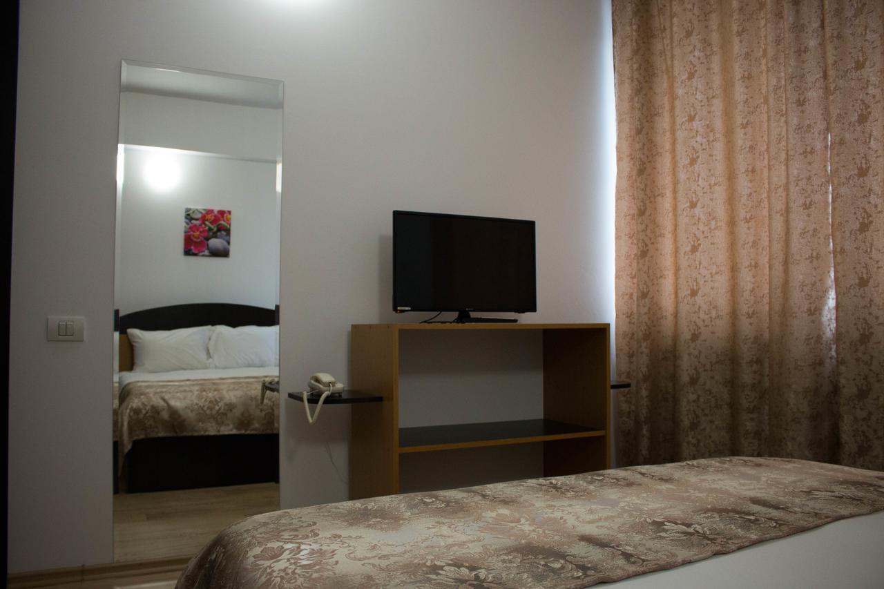 Rent Room N&S Ιάσιο Εξωτερικό φωτογραφία
